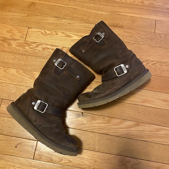 Uggs size 6 - Picture 1 of 4